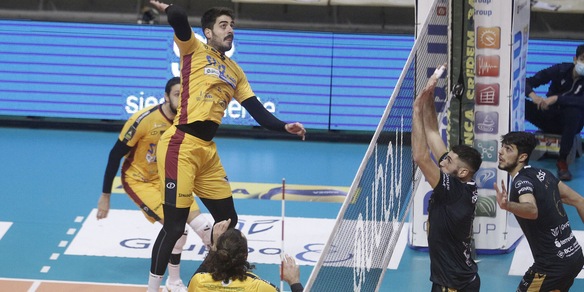 Castellana espugna Siena, Bergamo supera Ortona