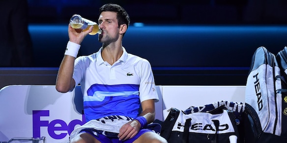 Djokovic, l'attacco del padre: "É sotto ricatto, non credo sarà in Australia"