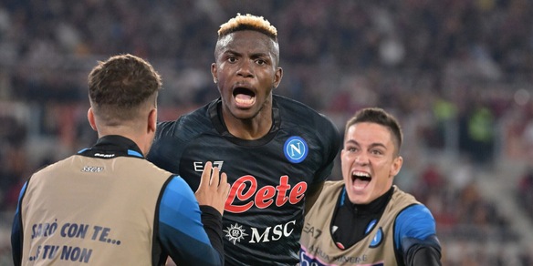 Il Napoli al tavolo dei giganti