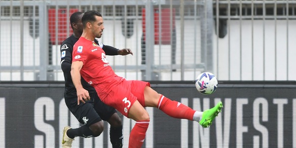 Accoltellati Milano, la Lega non rinvia Monza-Bologna