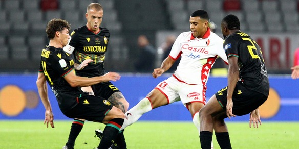 Serie B, Iannarilli e la traversa stoppano il Bari: è 0-0 con la Ternana