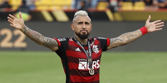 Vidal, lo sfottò dei tifosi spacca la finale di Libertadores: il motivo