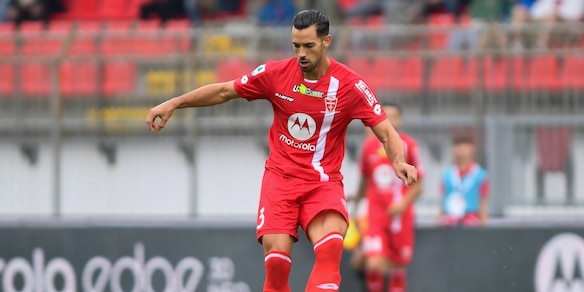 Monza, minuto di silenzio per Luis Ruggieri prima della partita col Bologna