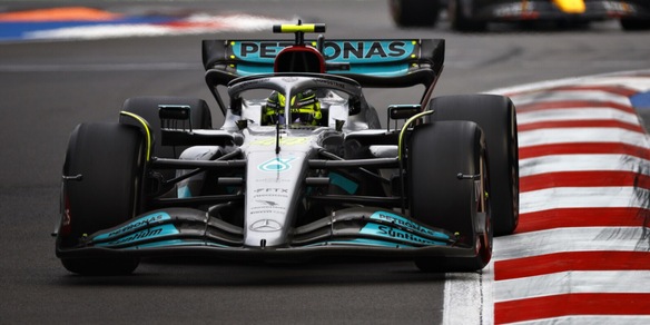 F1, Hamilton ammette: "Red Bull troppo veloce"