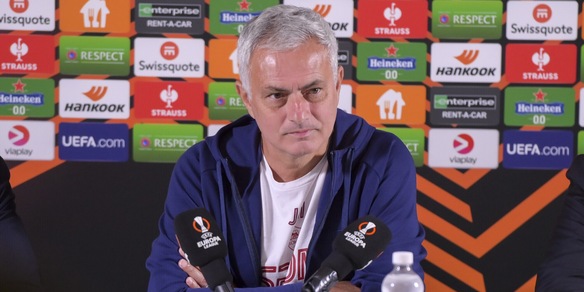 Mourinho: "Vediamo come si sente Zaniolo, lo vorrei a disposizione. Abraham gioca"