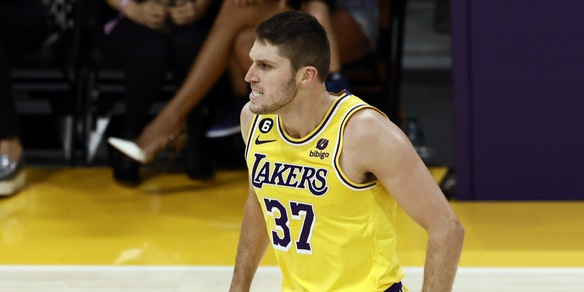 Nba, seconda vittoria consecutiva per i Lakers: decisiva una tripla di Ryan