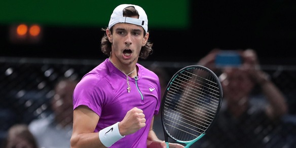 Atp Parigi, super Musetti: ko Ruud, va ai quarti con un record