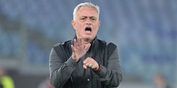 Mourinho, è già derby: che frecciata a Tare sulla Lazio in Conference League!