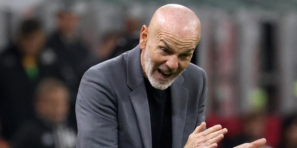 Milan, Pioli: "Giroud come Totti. Scudetto? Se il Napoli le vince tutte..."