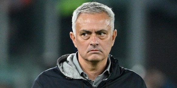 Mourinho scuote la Roma: "Serve più ambizione, qualcuno si è involuto". E su Abraham: "Chiedete a lui cosa abbia, se pensi al Mondiale…"