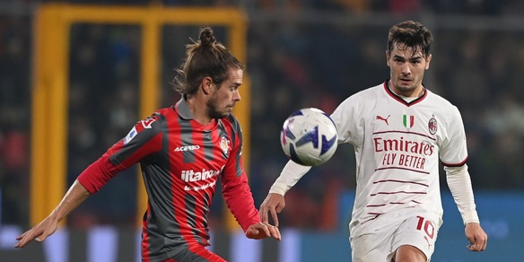 Cremonese-Milan 0-0: Pioli frena e il Napoli scappa