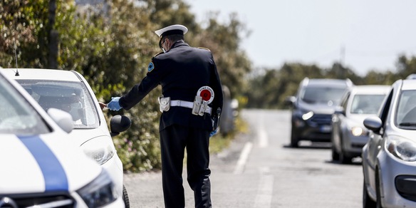 Multe, ad Arezzo spuntano gli occhiali a infrarossi per leggere targhe