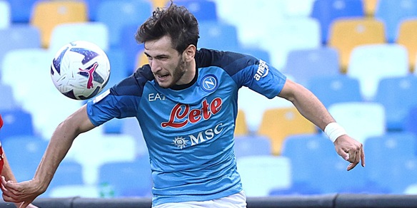 L'ex rettore dell'Università del Napoli: “Psicosi Juve. Kvara? Almeno in panchina”