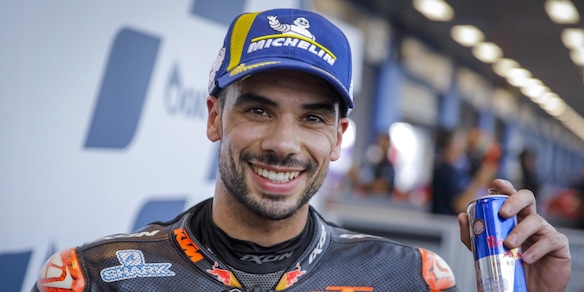 MotoGP, Oliveira sul podio nel rally di Algarve: il nuovo pilota Aprilia è terzo