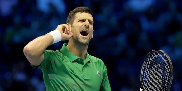 Djokovic torna agli Australian Open: il governo gli concede un visto