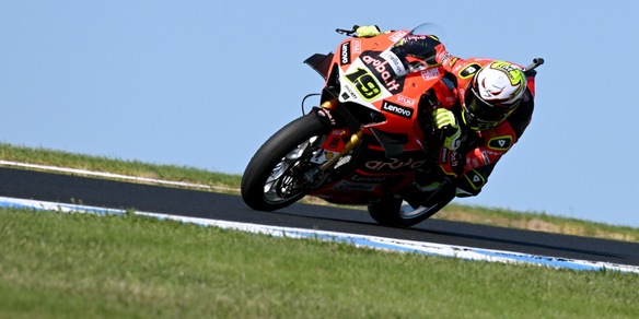 Superbike: la Ducati vola in Australia per il titolo costruttori