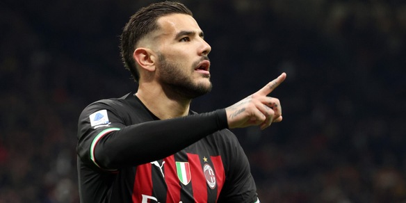 Theo Hernandez: i complimenti ai vincitori dei Globe Soccer Awards