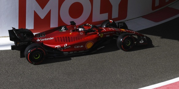 F1 Abu Dhabi, Perez il più veloce nelle FP3: Leclerc e Sainz indietro