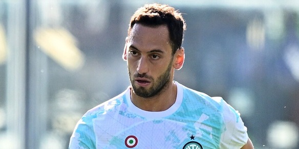 Calhanoglu vede il rinnovo: l’Inter lo blinda
