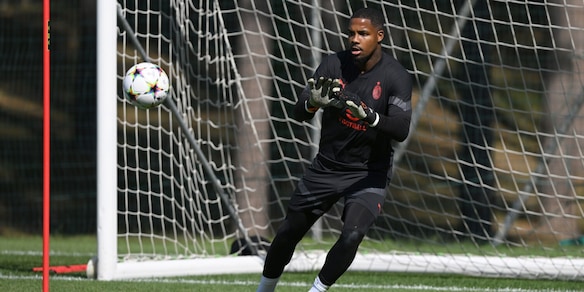 Milan: Maignan e Saelemaekers hanno fretta, ripresa la preparazione