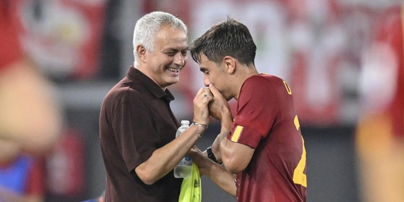 Roma, Dybala alla Totti: l’idea di Mourinho
