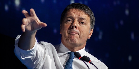 Renzi: "Non diamo soldi al calcio delle schifezze"