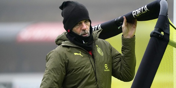 Milan, doppio allenamento: presenti Maldini e Massara