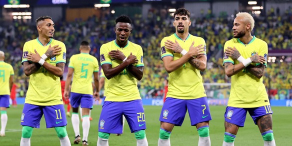 Roy Keane attacca il Brasile: "Sembra Ballando con le stelle"