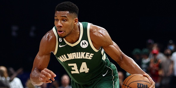 Nba, Banchero ko contro Antetokounmpo. Vincono ancora i Celtics