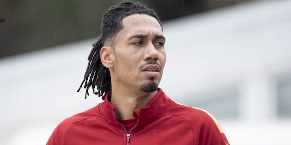 Roma, proposta per Smalling: due anni in più di contratto