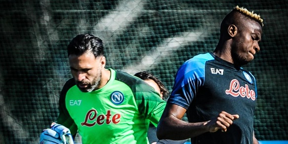 Napoli, Sirigu si è allenato ancora a parte