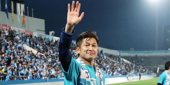 "Miura torna in Europa: il bomber 55enne a un passo dall'Oliveirense"