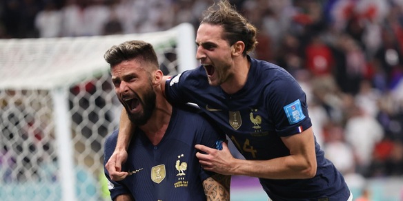 Giroud-Rabiot, gioia sfrenata sui social: "Che orgoglio questa Francia!"