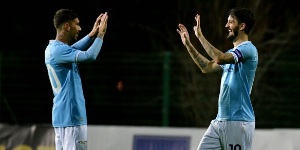 Galatasaray-Lazio 1-2: gol di Felipe Anderson e Luis Alberto, Sarri sorride contro Mertens