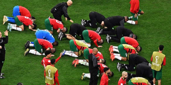 Marocco e il Sujud, la preghiera ripetuta anche dopo il ko con la Francia