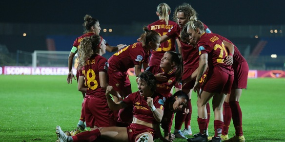 Champions League femminile, la Roma travolge il St. Pölten e vola ai quarti