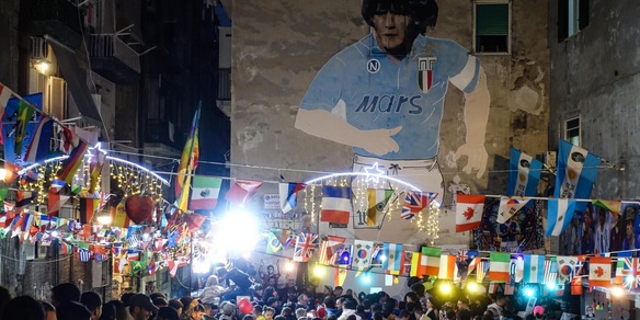 ArgentiNapoli, la festa diventa un inno a Maradona