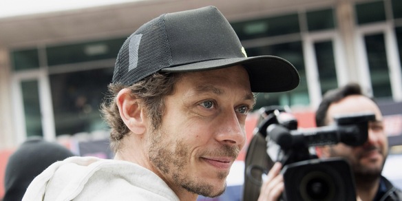 MotoGP, Rossi sulla Ducati: "Hanno la moto migliore"