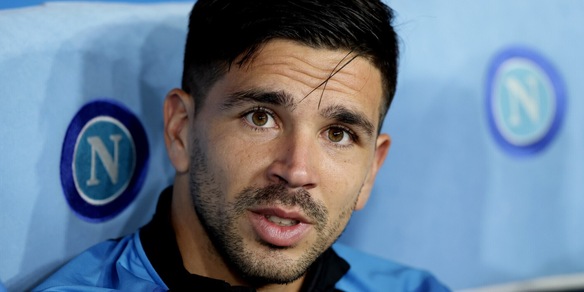 Compleanno di Napoli: Simeone fa gli auguri alla città con Pino Daniele