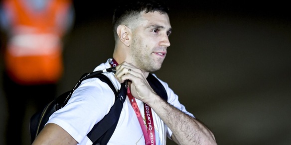 Neuer si è infortunato sciando: il Bayern pensa al Dibu Martinez