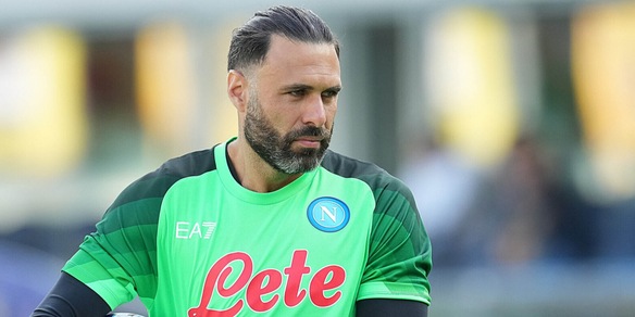 Napoli, Sirigu si è ambientato: "Parlo di tutto ma non di scudetto"