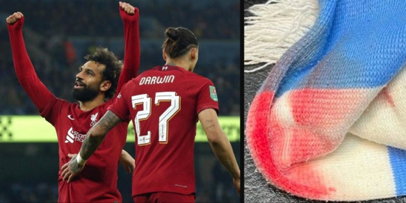 Tifosa del City sfregiata all'Ethiad Stadium