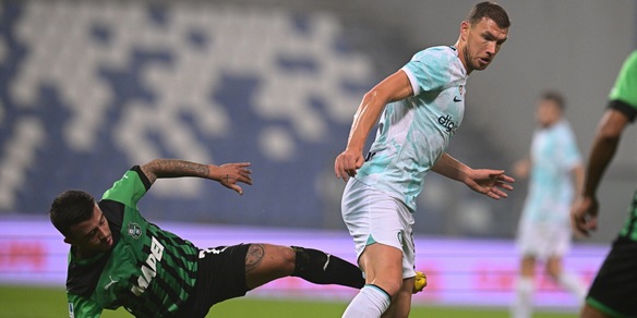 Dzeko trascina l'Inter nel test con il Sassuolo: il Napoli è avvisato