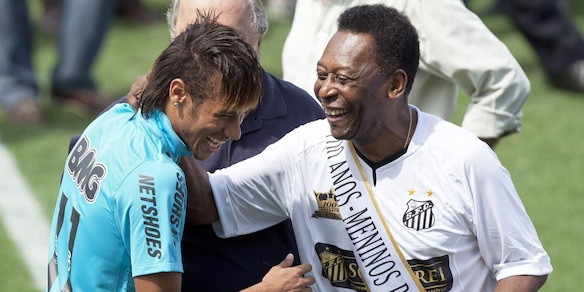 L'addio di Neymar: "Il Re se n'è andato, ma Pelé è eterno"