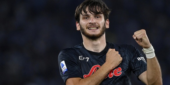 Preservativi con il volto di Kvaratskhelia: bufera in Georgia