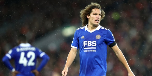 Premier League, Faes "doppietta" al contrario. E il Liverpool batte il Leicester