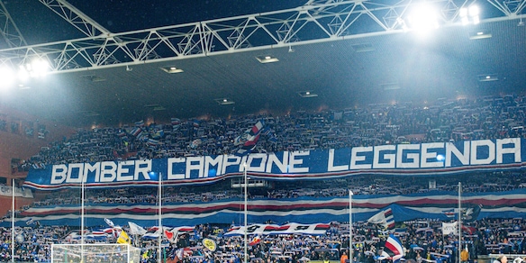 Il coro per Vialli in Samp-Napoli è da brividi: ecco cosa hanno cantato i tifosi