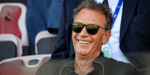 Brescia-Cagliari, Cellino nel mirino dei tifosi: "Riprendetevelo", "No grazie"
