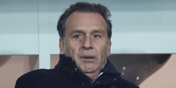 Brescia, contestazione furiosa contro Cellino: i tifosi invadono la tribuna