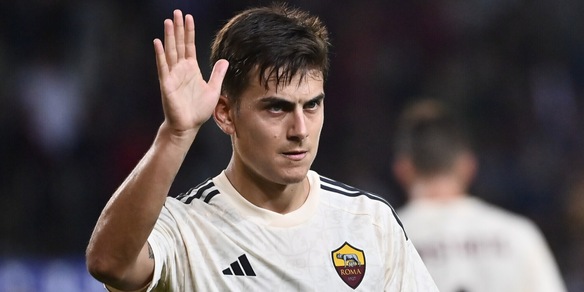 Dybala sospeso tra Juve e Roma: la gaffe della suocera è imbarazzante